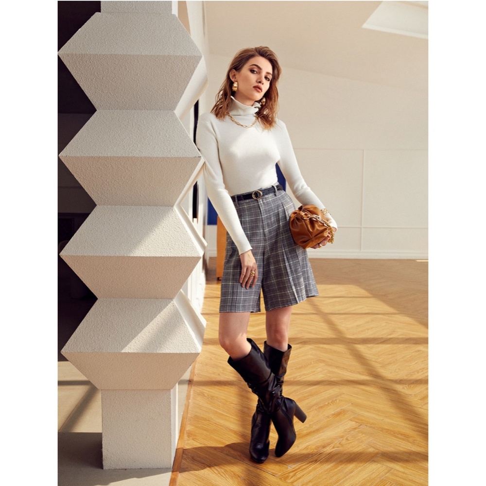 White Rib-Knit Turtleneck Light Sweater Top - Picture 5 of 8